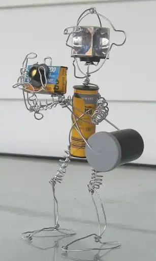 http://lh6.google.com/polirang/RsvgivzMRrI/AAAAAAAAAX8/oGL1ve-i4wg/25384641_1186613396_goodcamera.jpg?imgmax=512