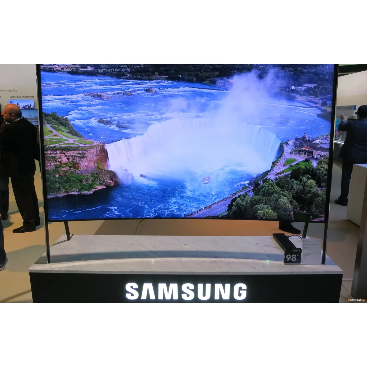 SAMSUNG представи най-новите си продукти в Монако