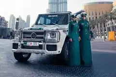В Дубай, ако докоснете полицайка, е възможно да отидете в за