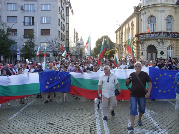 14 07 2013 miting 600x450  14855