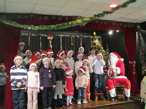 Bgschools'Christmas2010047