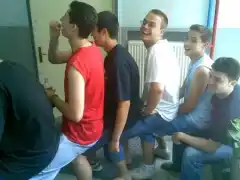 Компютърна страна, която изостана е България днес Защо ?