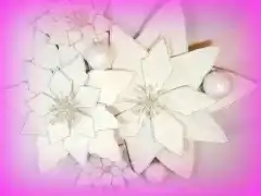 ВЕНЕЦ ОТ КОЛЕДНИ ЗВЕЗДИ