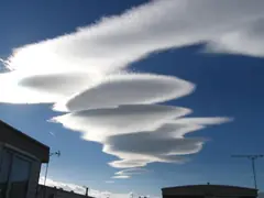 Облачно