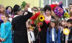 Стрес, ниски заплати и претовареност морят младите учители